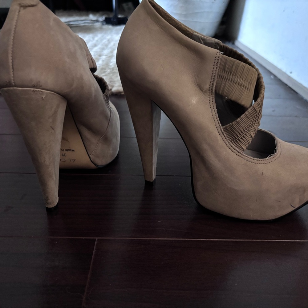 Aldo Women's Beige Cutout Heels